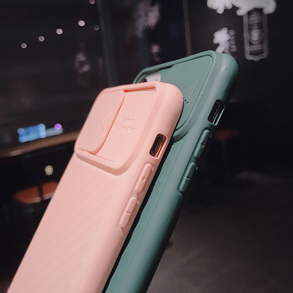 Does the iPhone 11 Pro max case fit on the iPhone 11?